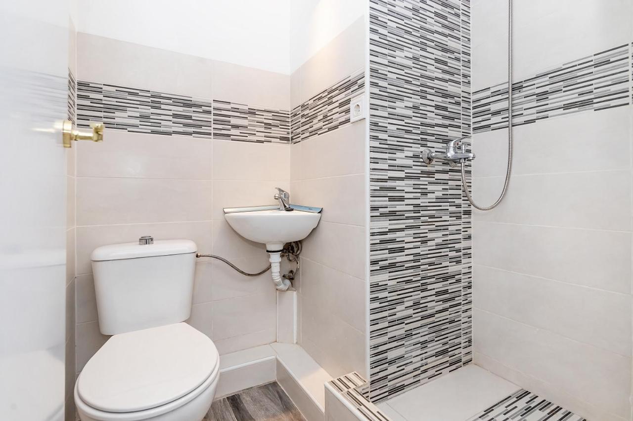 Bhost - Soho Apartment Малага Екстериор снимка